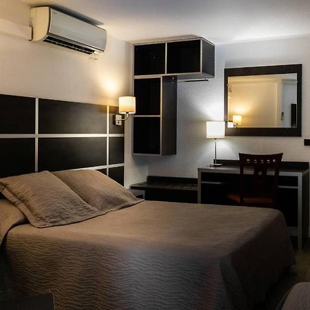 Hotel Au Relais De Trans Draguignan Dış mekan fotoğraf