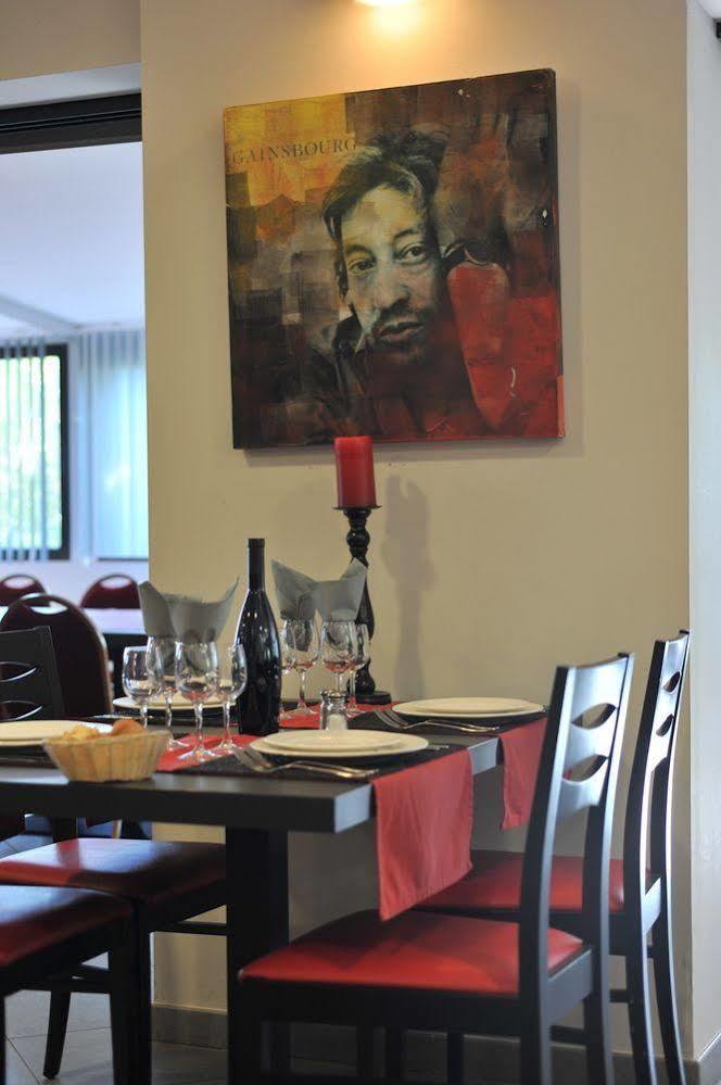 Hotel Au Relais De Trans Draguignan Dış mekan fotoğraf