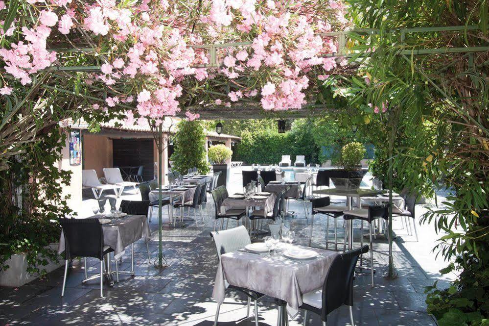 Hotel Au Relais De Trans Draguignan Dış mekan fotoğraf