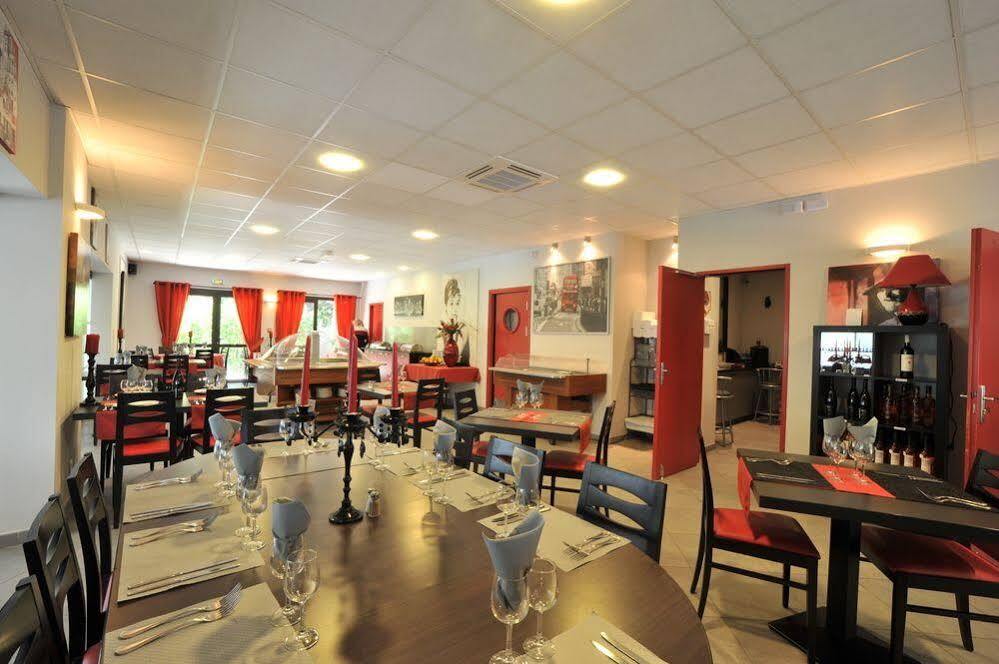 Hotel Au Relais De Trans Draguignan Dış mekan fotoğraf