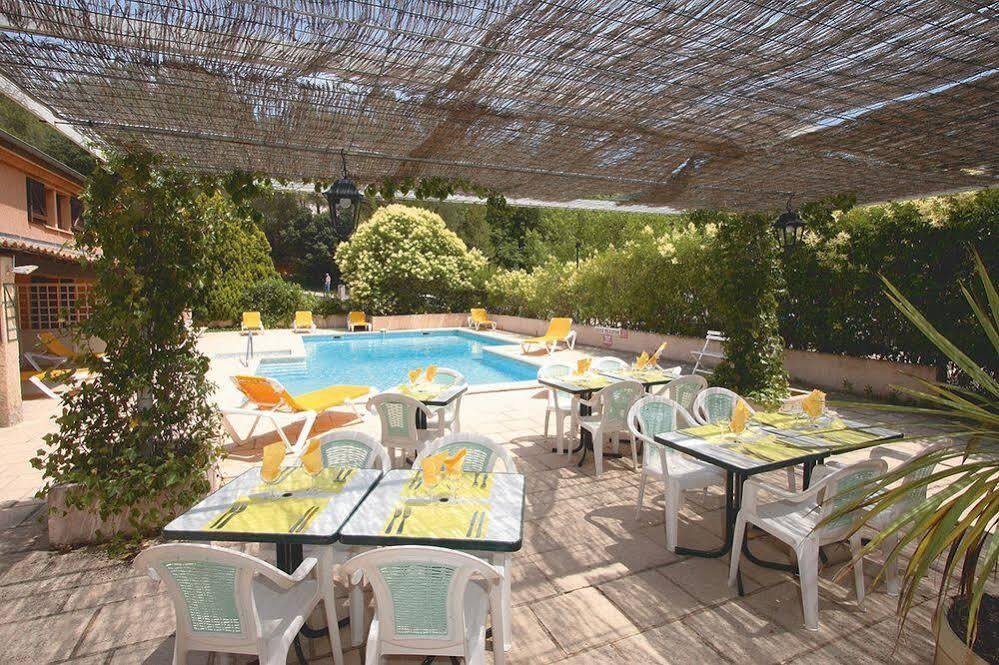 Hotel Au Relais De Trans Draguignan Dış mekan fotoğraf